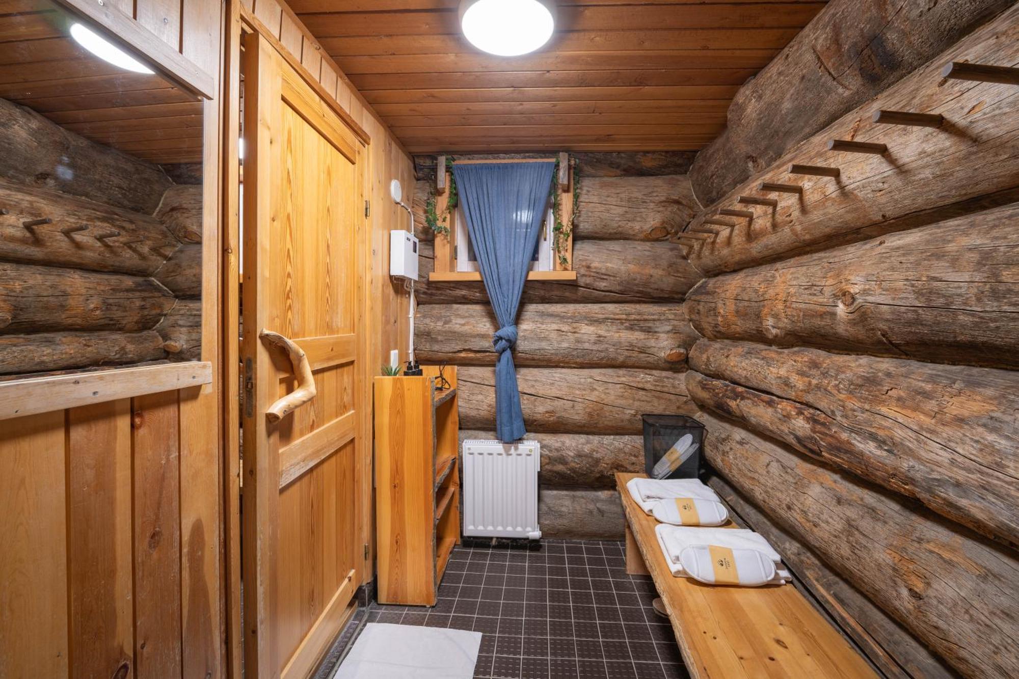 Kuukkeli Hirvas Suite Saariselkä Exterior foto
